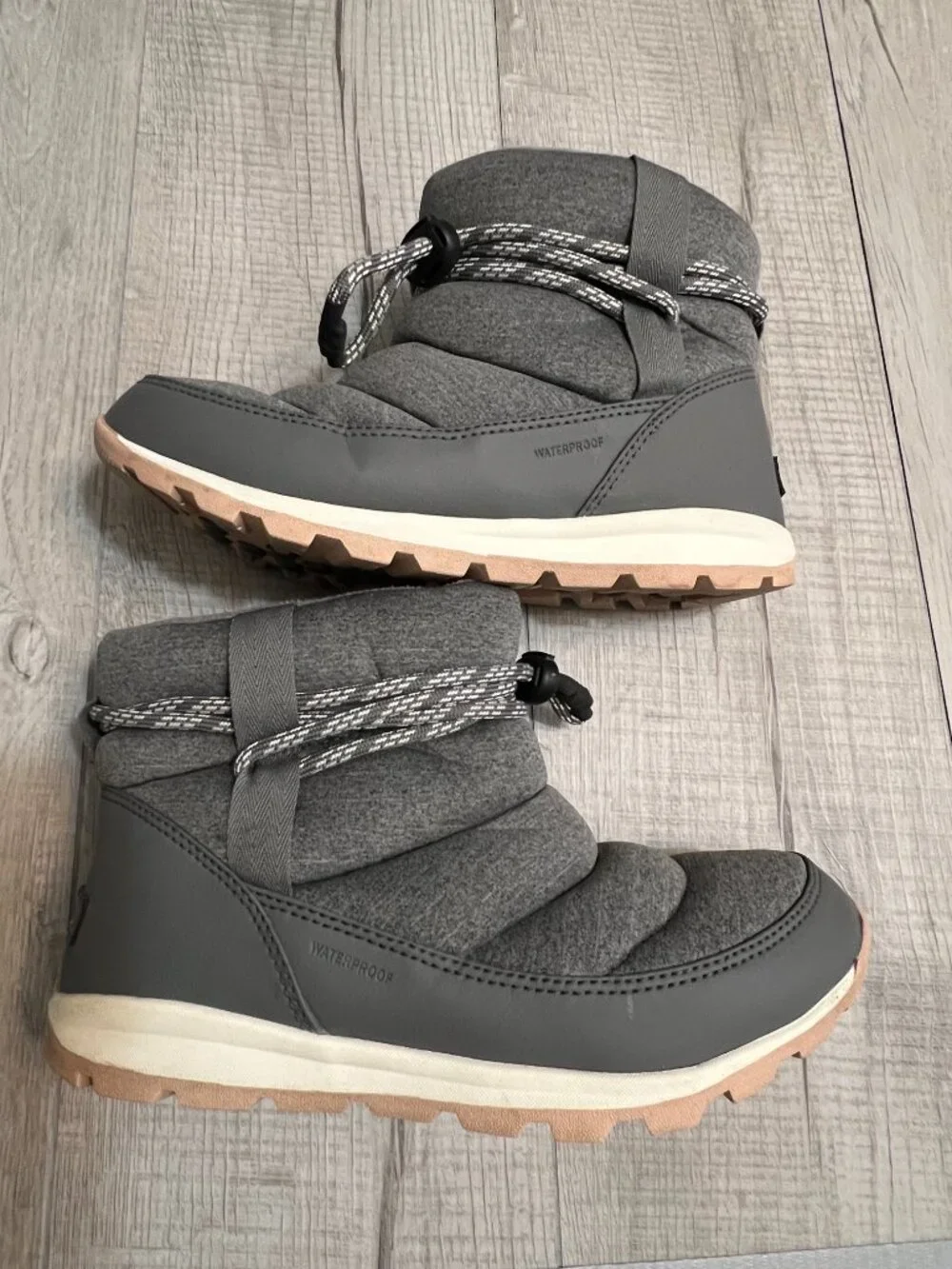 Sorel explorer joan